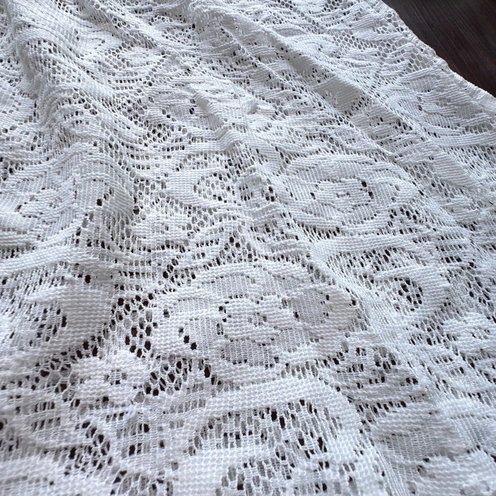 White Floral Lace Blouse Short Sleeve V-Neck Scallop Hem Sheer Top - Picture 6 of 7
